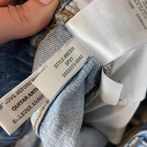 Madewell Balloon Jeans in Hewes Wash - Picture 9 of 9